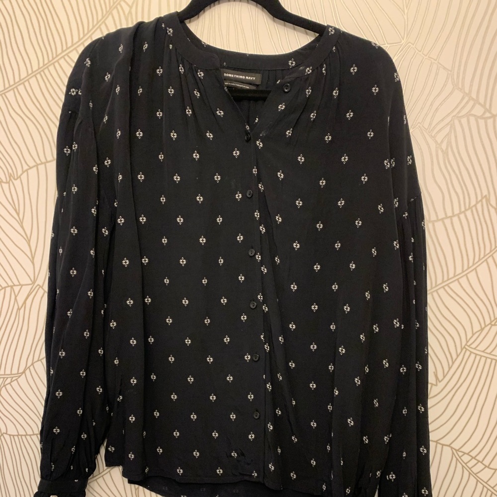 Easy volume top by something navy